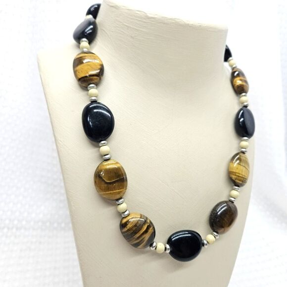 Vintage Chaps Glass Tiger Eye & Black Acrylic Bead Necklace - Picture 4 of 9